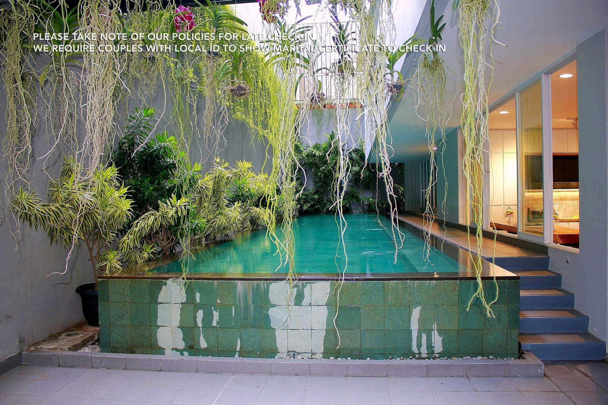Zen Rooms Patra Kuningan Syariah Cakarta Dış mekan fotoğraf